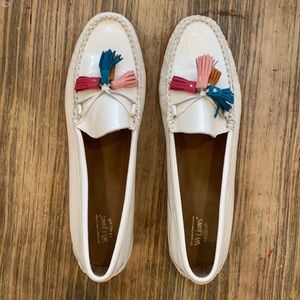 NWB Bass Weejuns Willow Patent Tassels size 11m